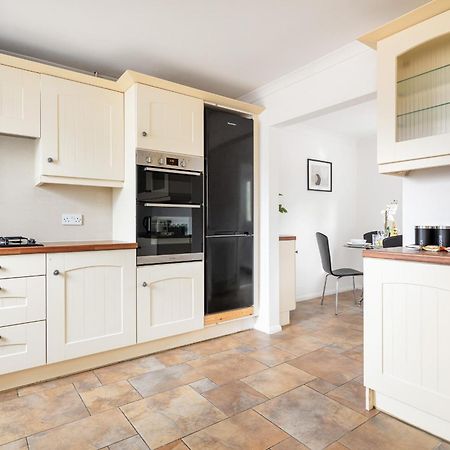Kent Haven - 3 Bed House, Games Room And Parking Γκρέιβσεντ Εξωτερικό φωτογραφία