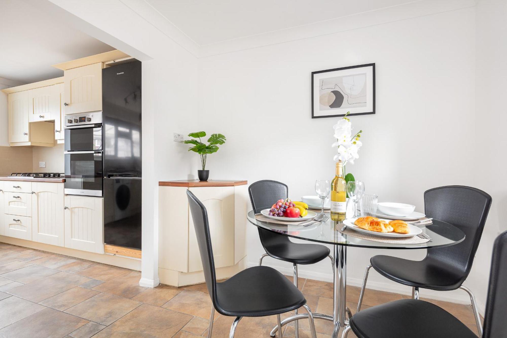 Kent Haven - 3 Bed House, Games Room And Parking Γκρέιβσεντ Εξωτερικό φωτογραφία